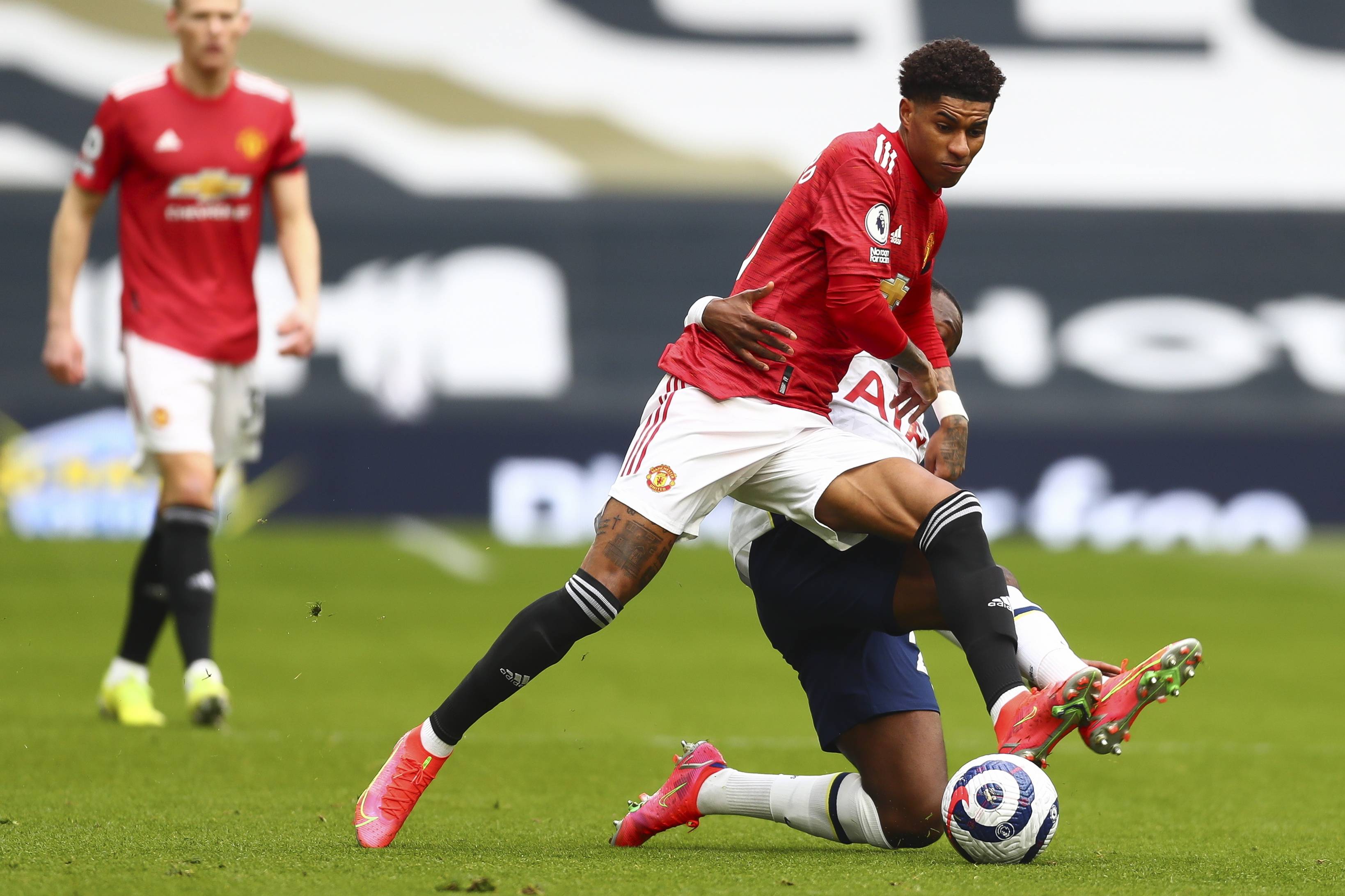 员更多的历 员更多的历